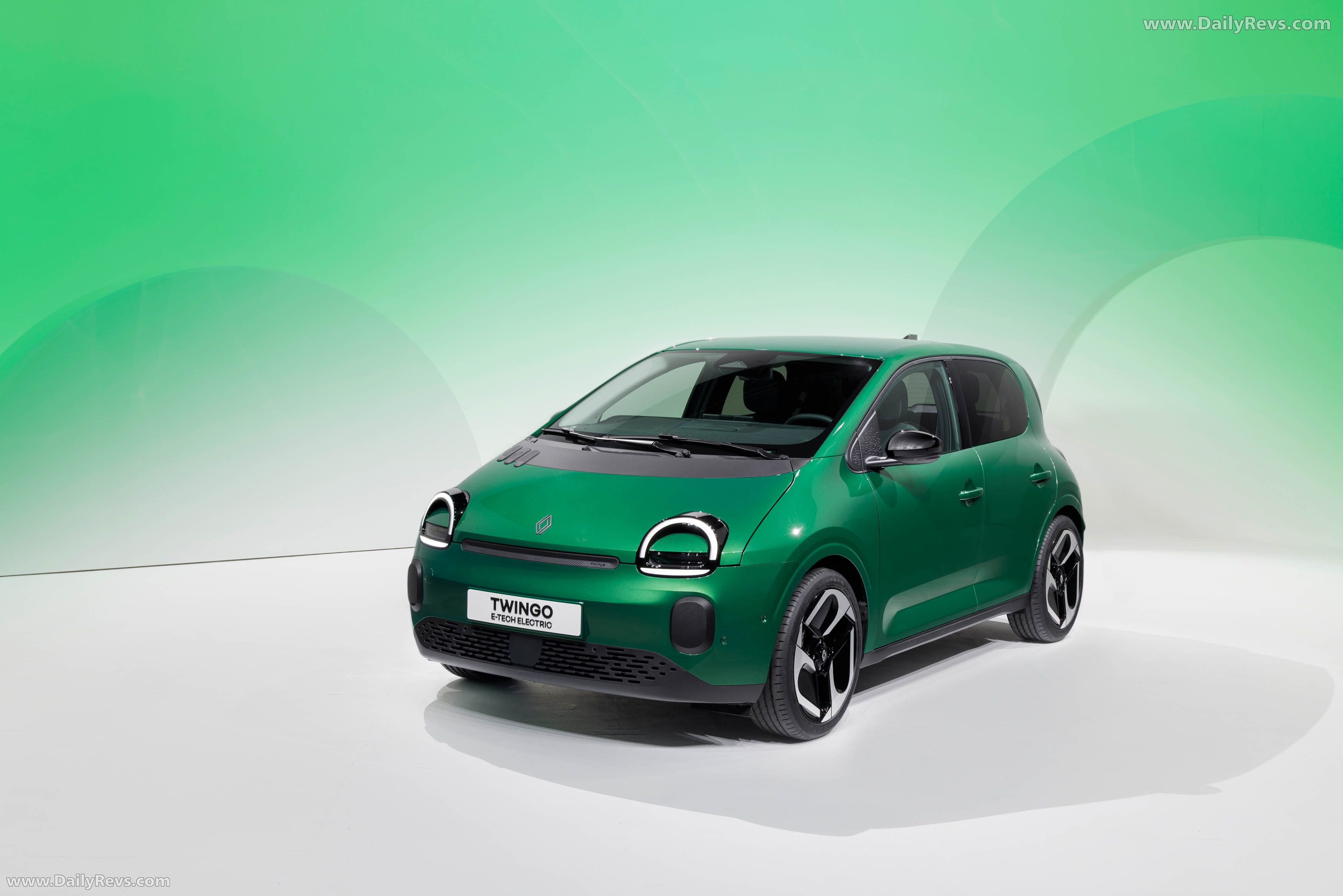 2027 Renault Twingo E-Tech Front View