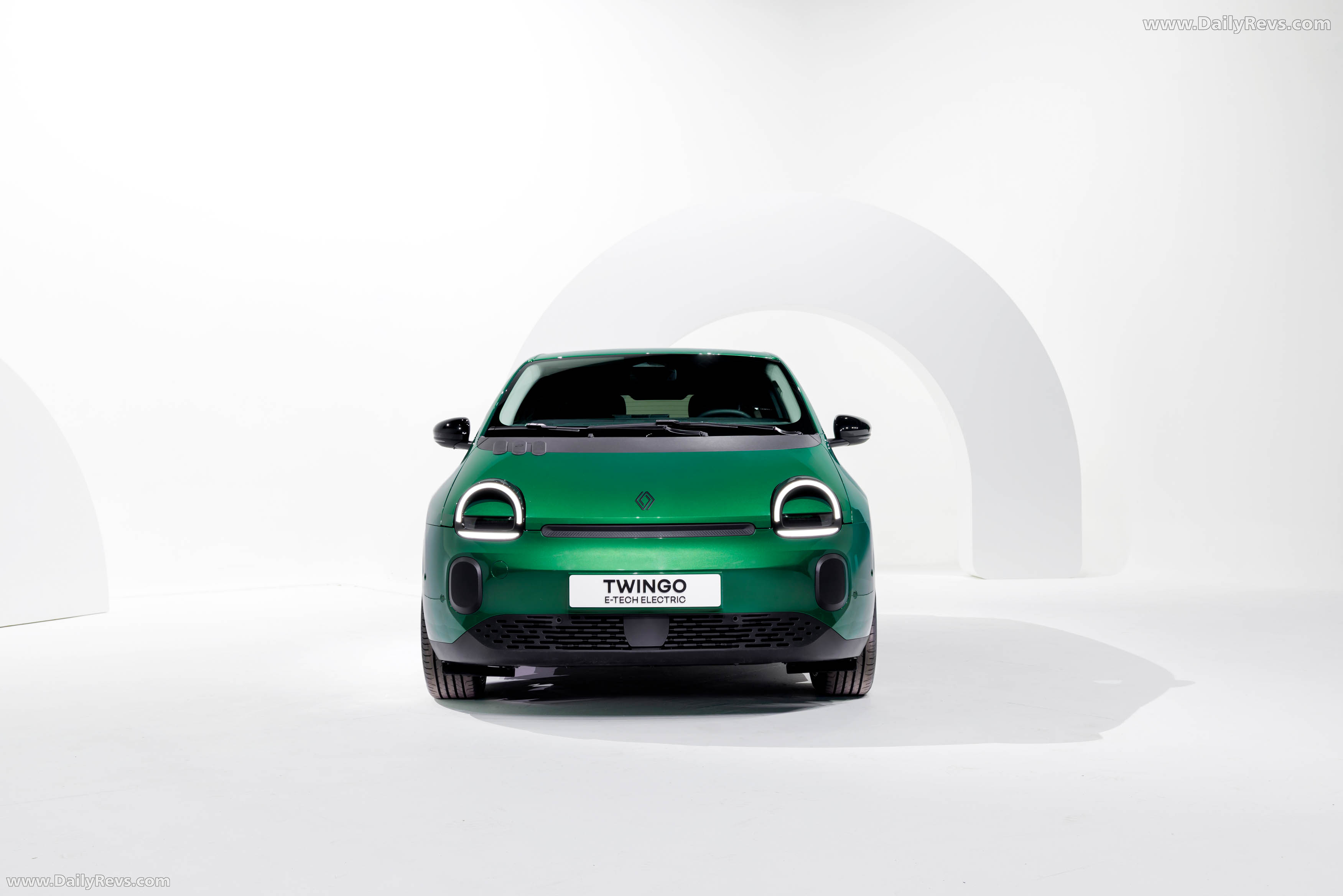2027 Renault Twingo E-Tech Front View