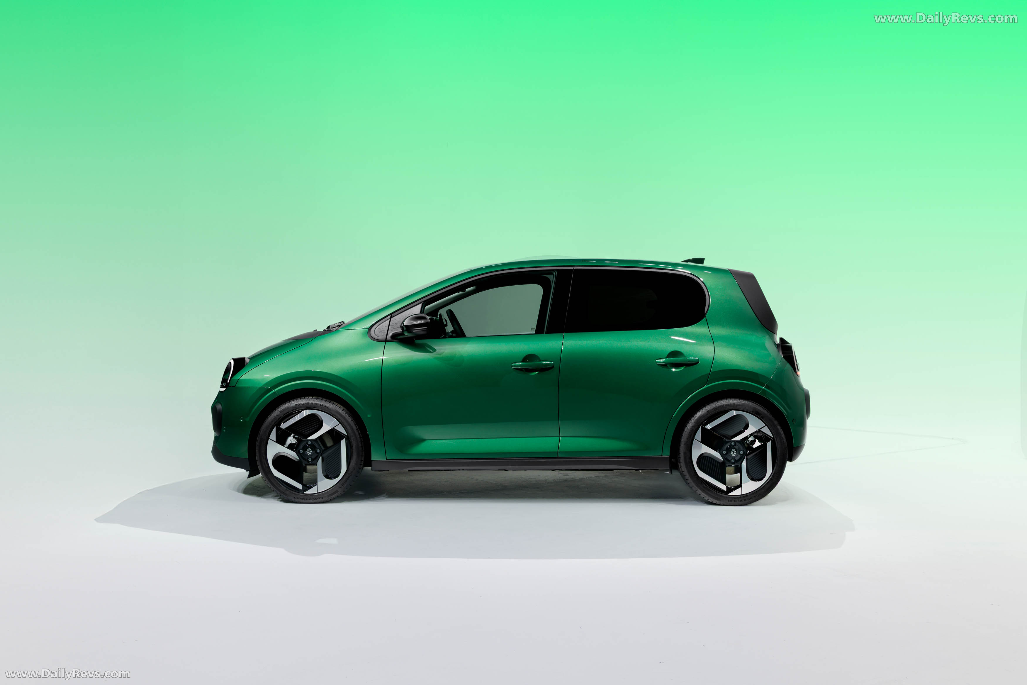 2027 Renault Twingo E-Tech Side View