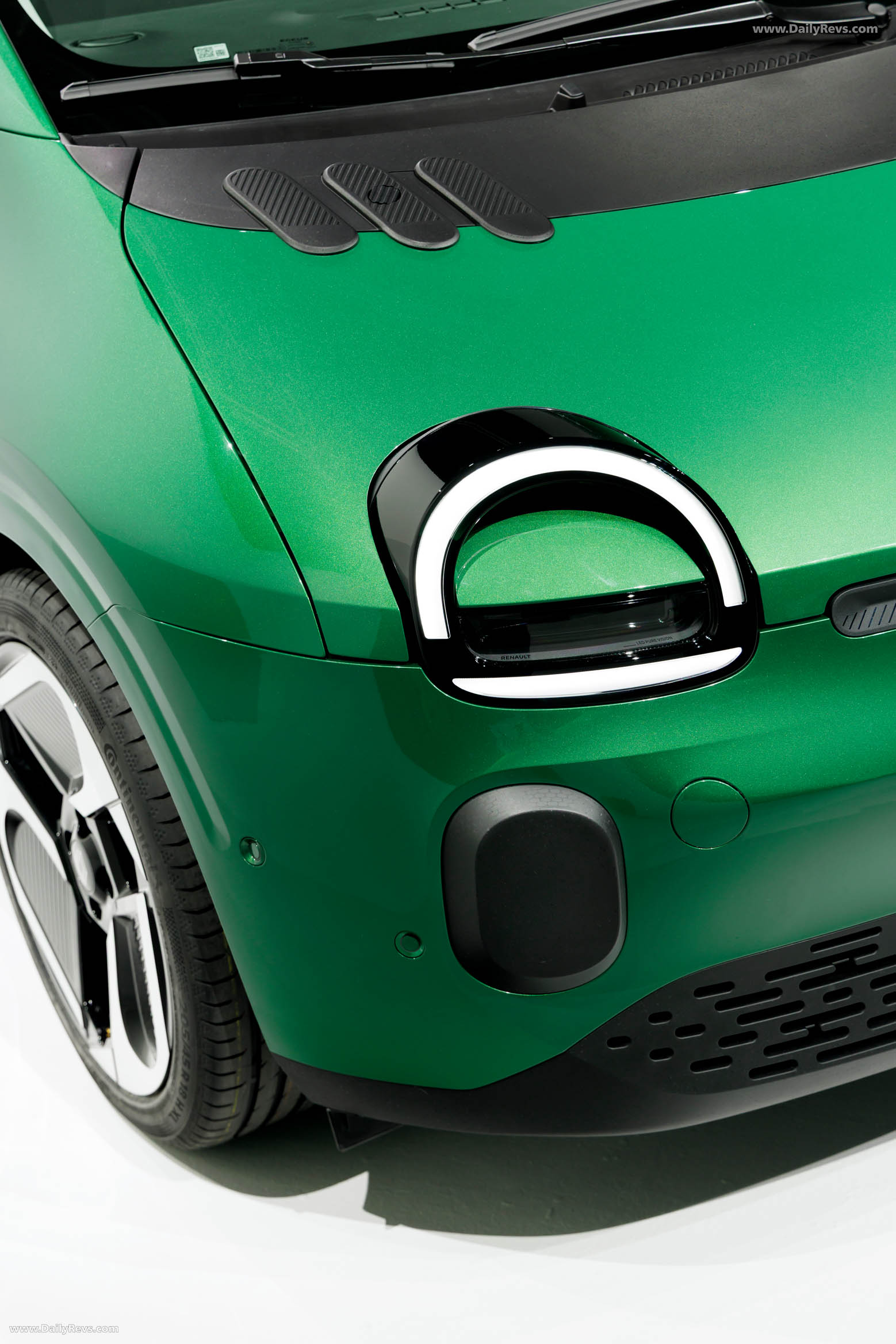 2027 Renault Twingo E-Tech Exterior