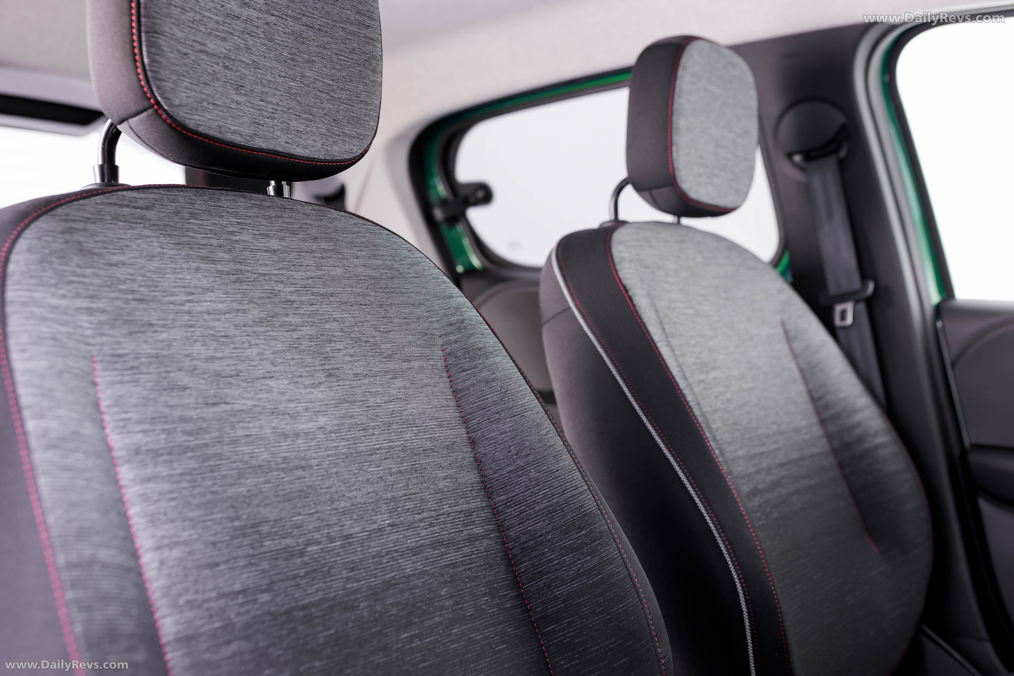 2027 Renault Twingo E-Tech Interior