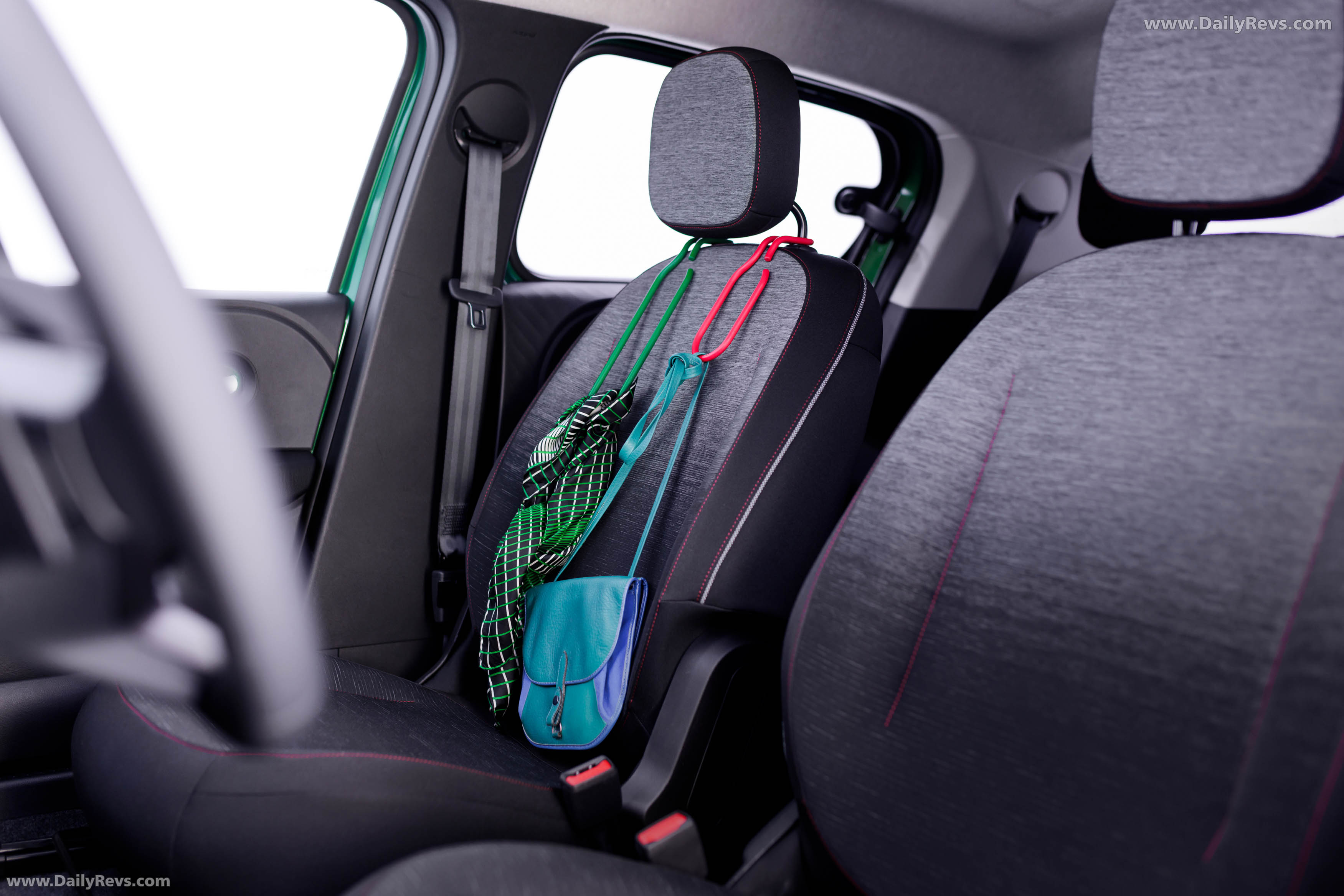 2027 Renault Twingo E-Tech Interior