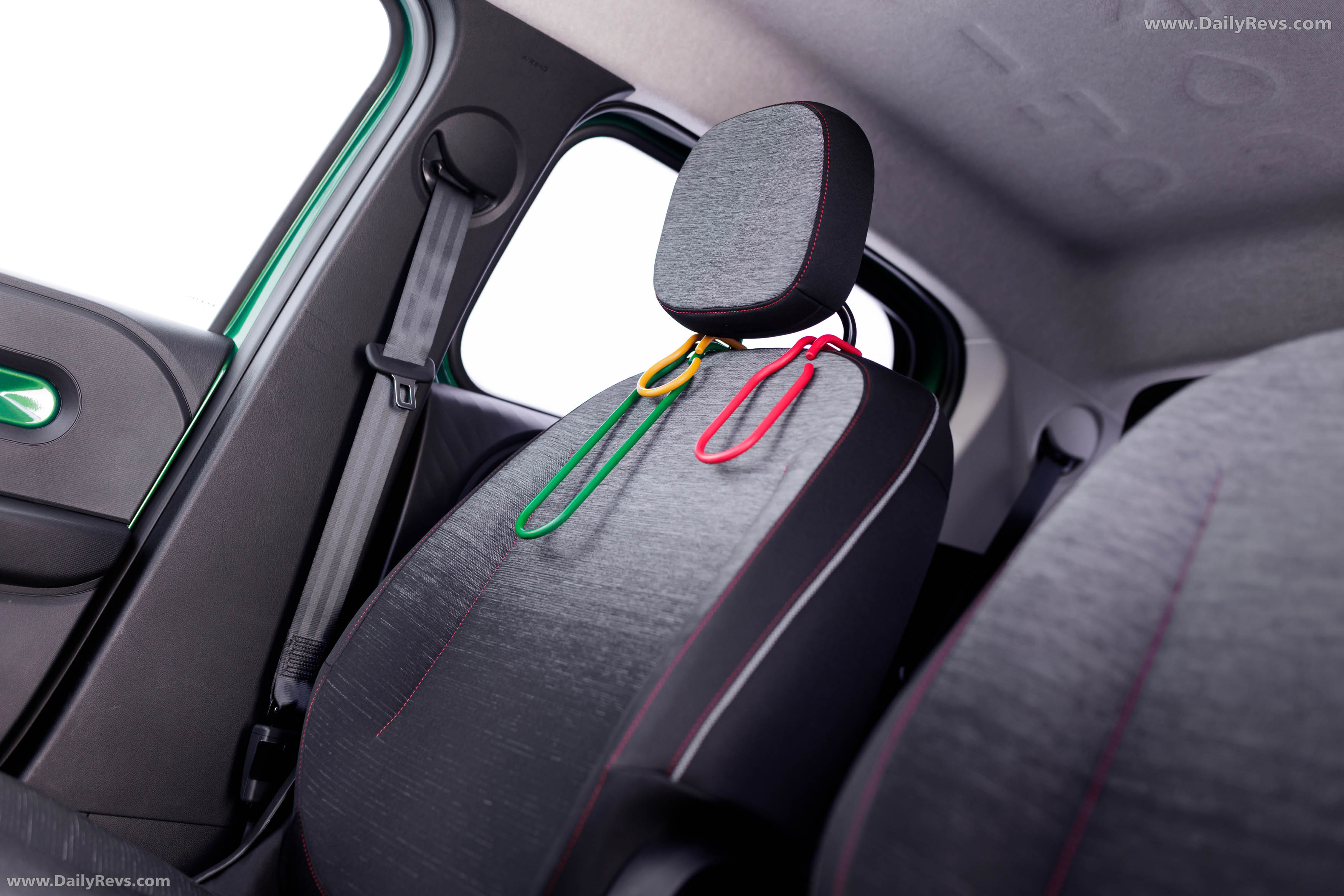 2027 Renault Twingo E-Tech Interior