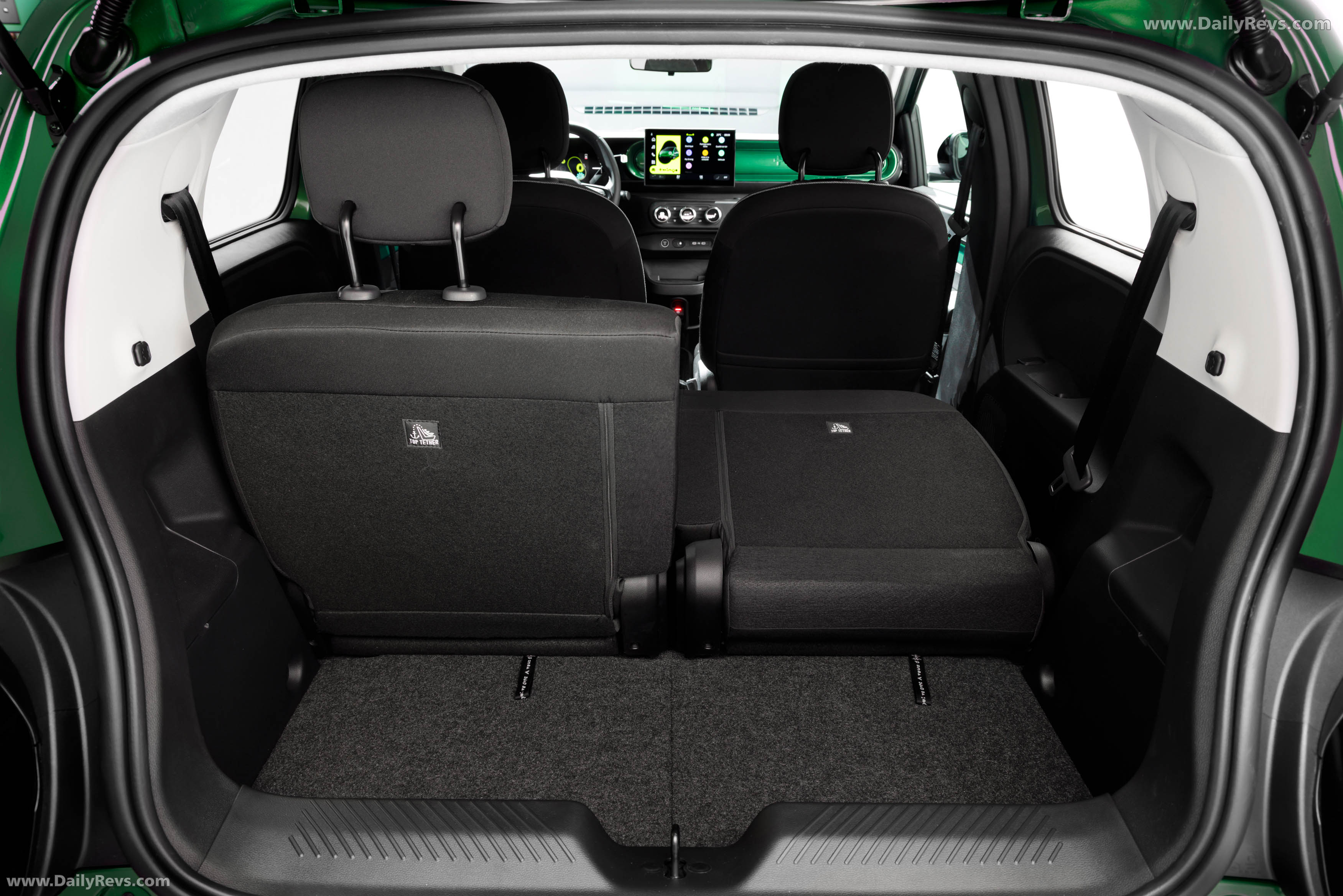 2027 Renault Twingo E-Tech Interior