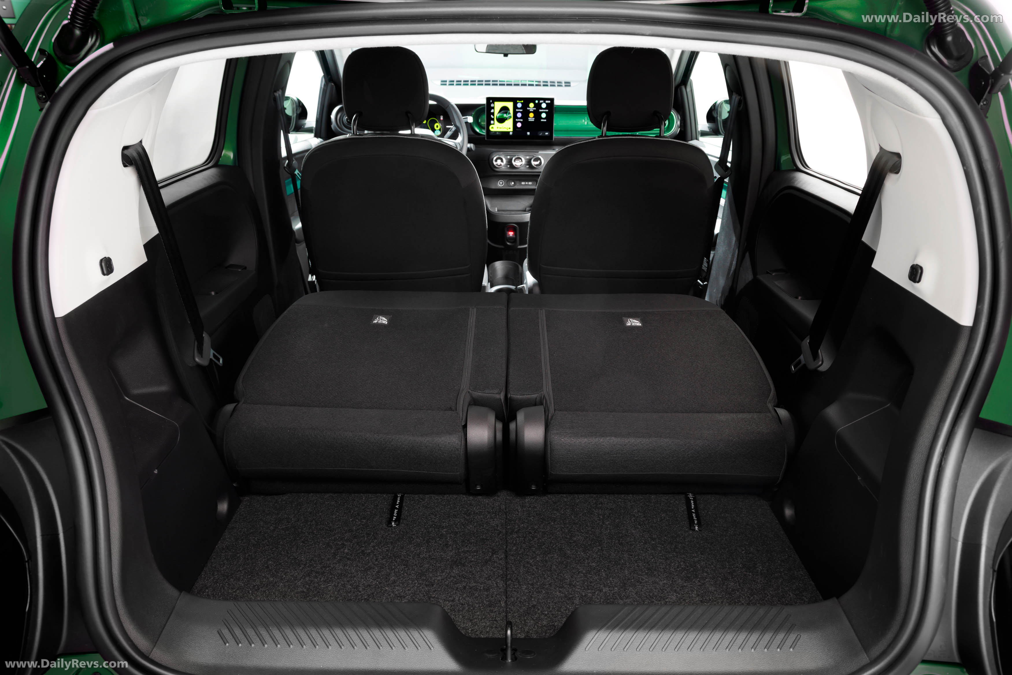 2027 Renault Twingo E-Tech Interior