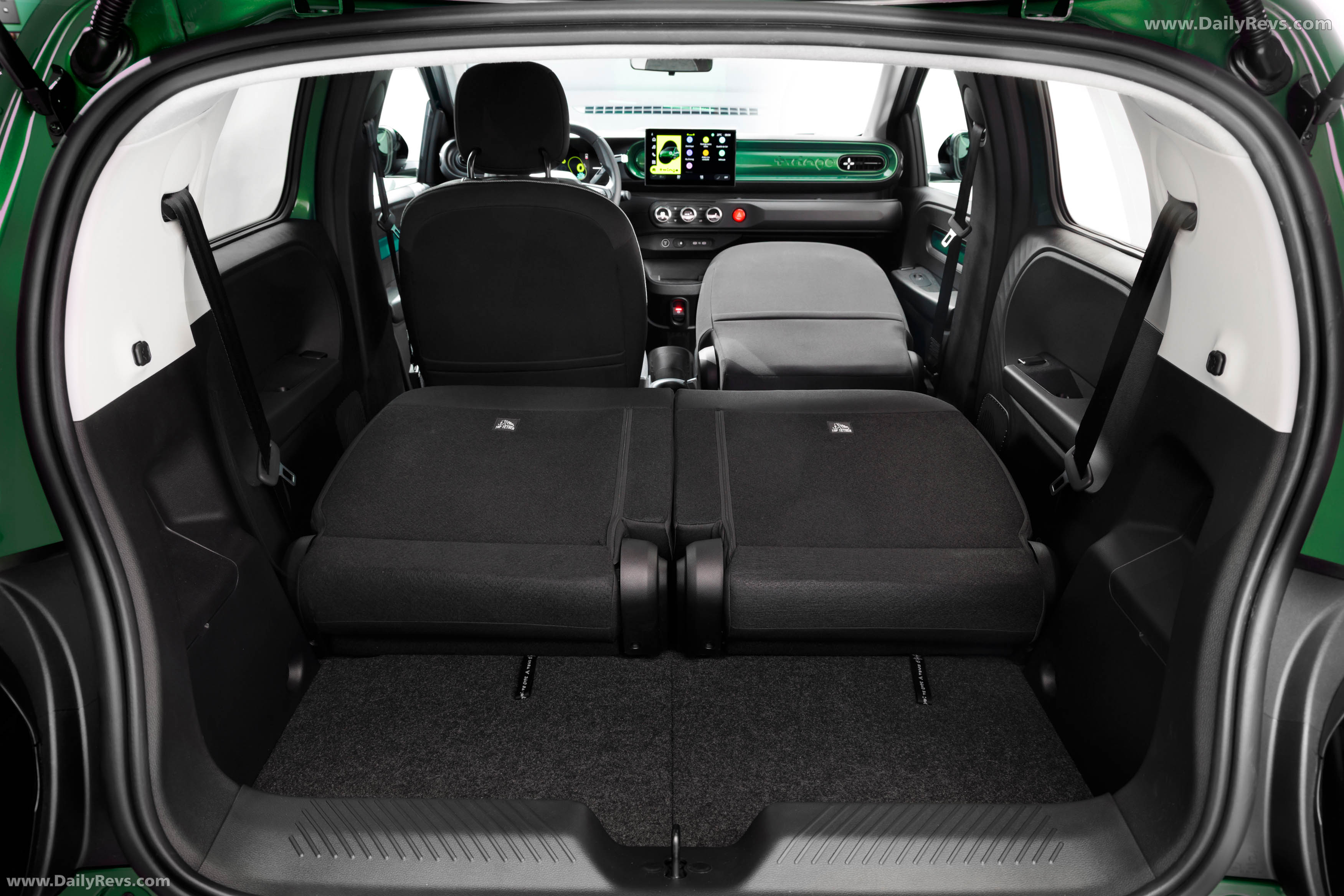 2027 Renault Twingo E-Tech Interior