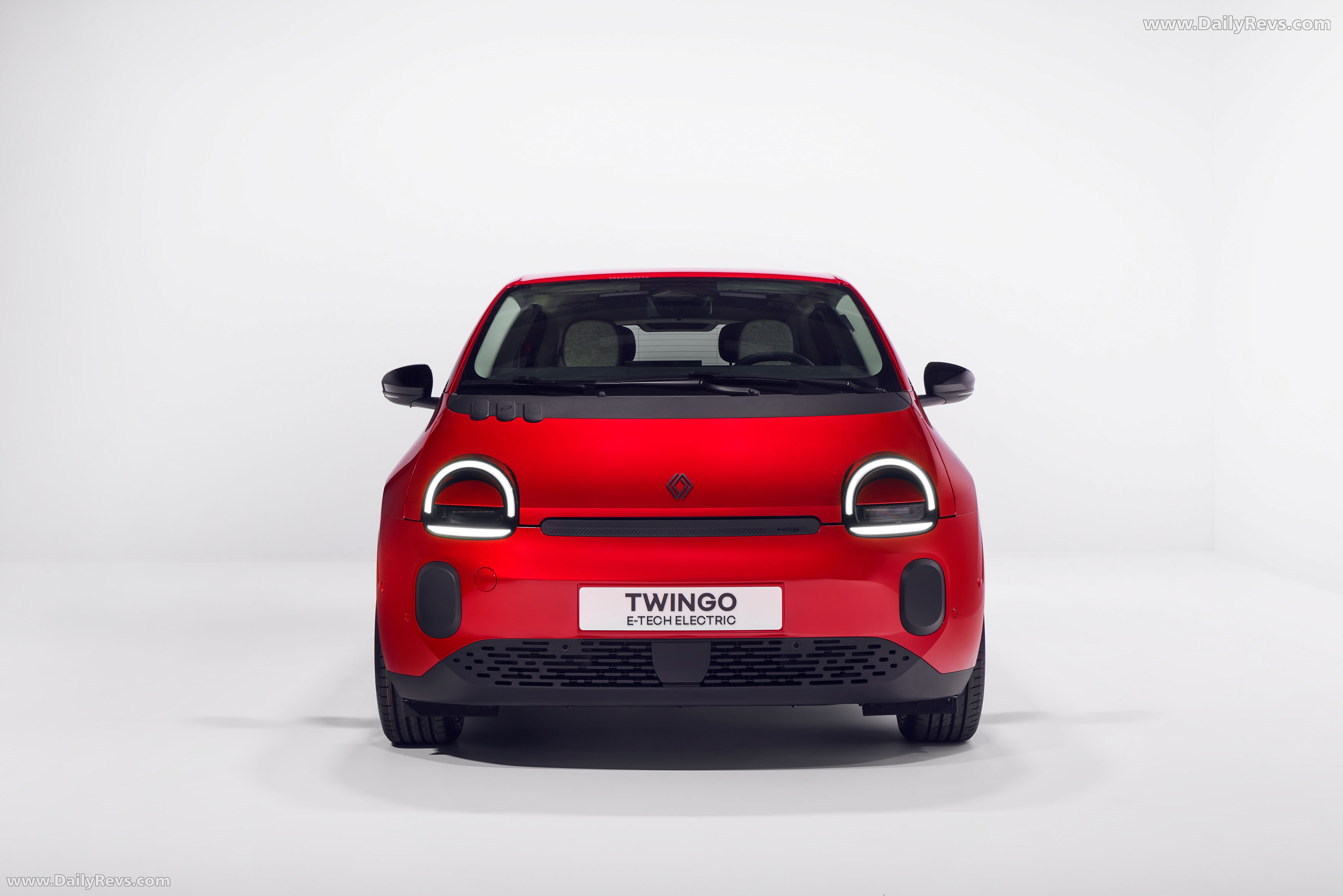 2027 Renault Twingo E-Tech Absolute Red Front View