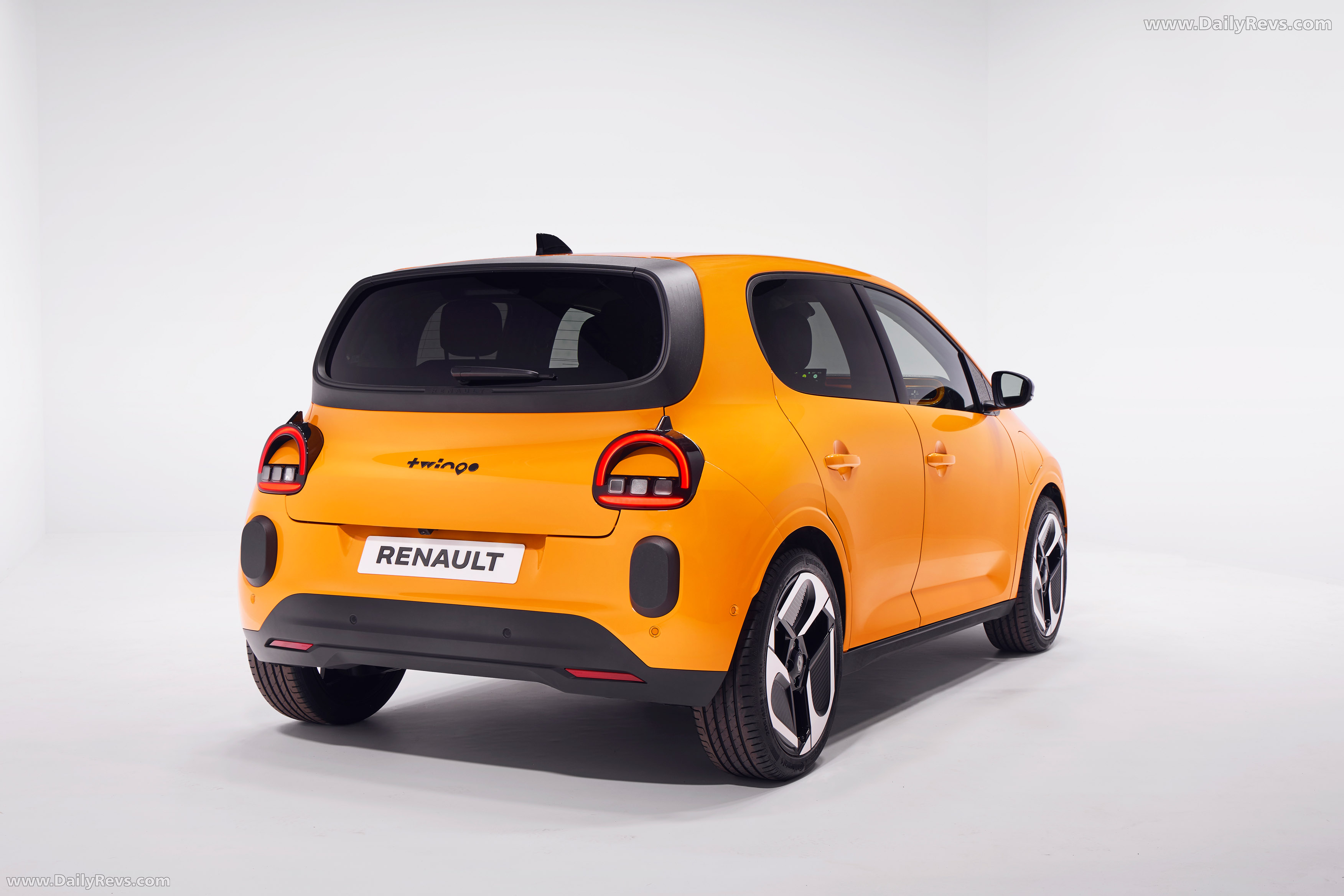 2027 Renault Twingo E-Tech Mango Yellow Rear View