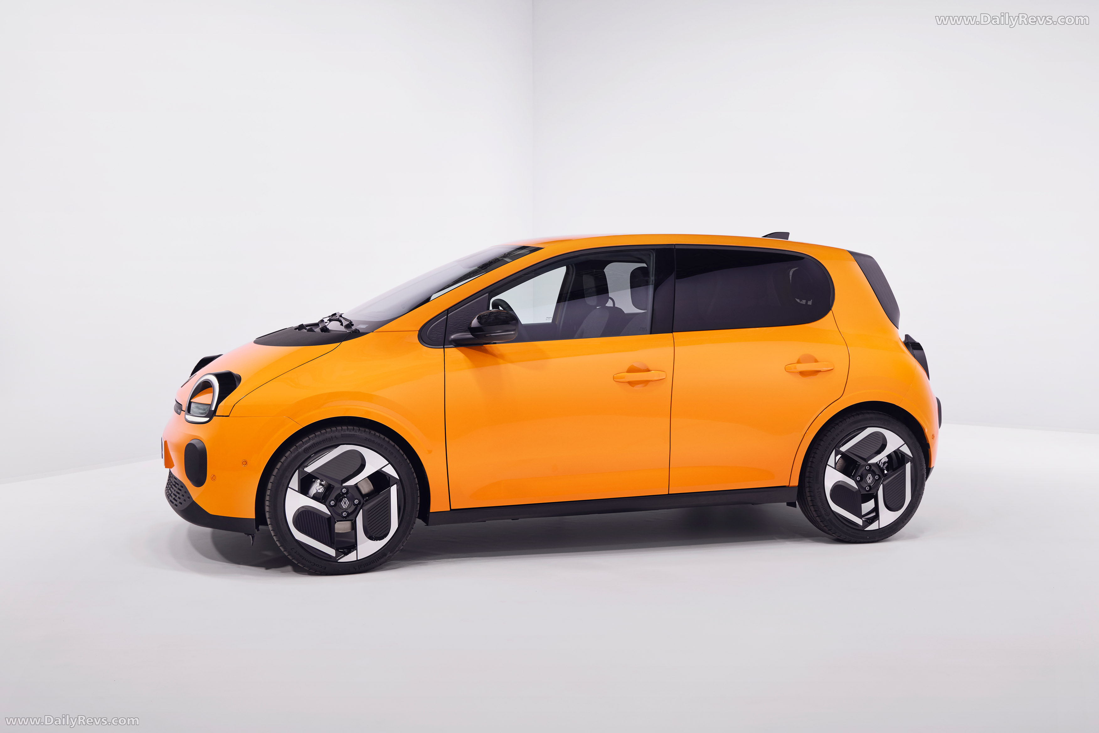 2027 Renault Twingo E-Tech Mango Yellow Side View