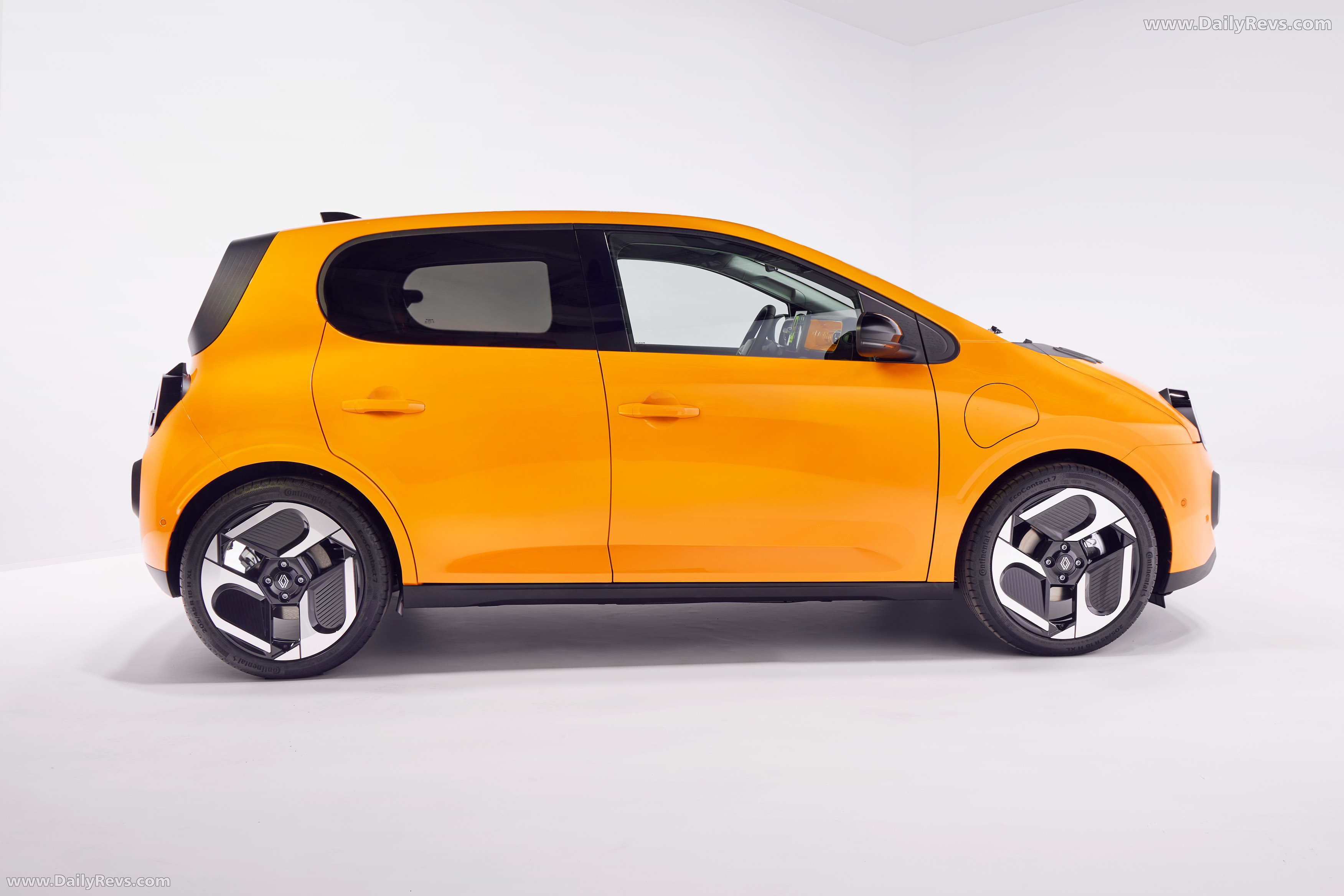 2027 Renault Twingo E-Tech Mango Yellow Side View