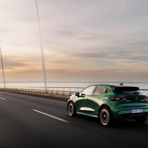 2025 Renault Clio E-Tech Techno Absolute Green Rear View