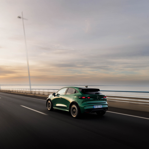 2025 Renault Clio E-Tech Techno Absolute Green Rear View