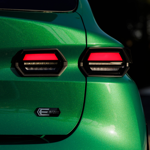 2025 Renault Clio E-Tech Techno Absolute Green Exterior
