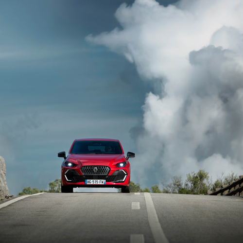 2026 Renault Clio E-Tech Techno Absolute Red Front View