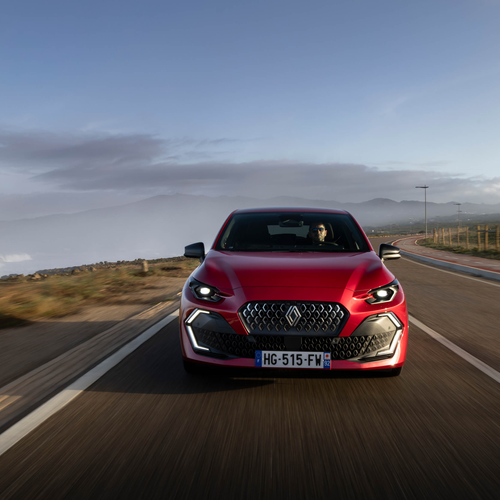 2026 Renault Clio E-Tech Techno Absolute Red Front View