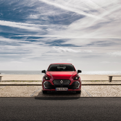 2026 Renault Clio E-Tech Techno Absolute Red Front View