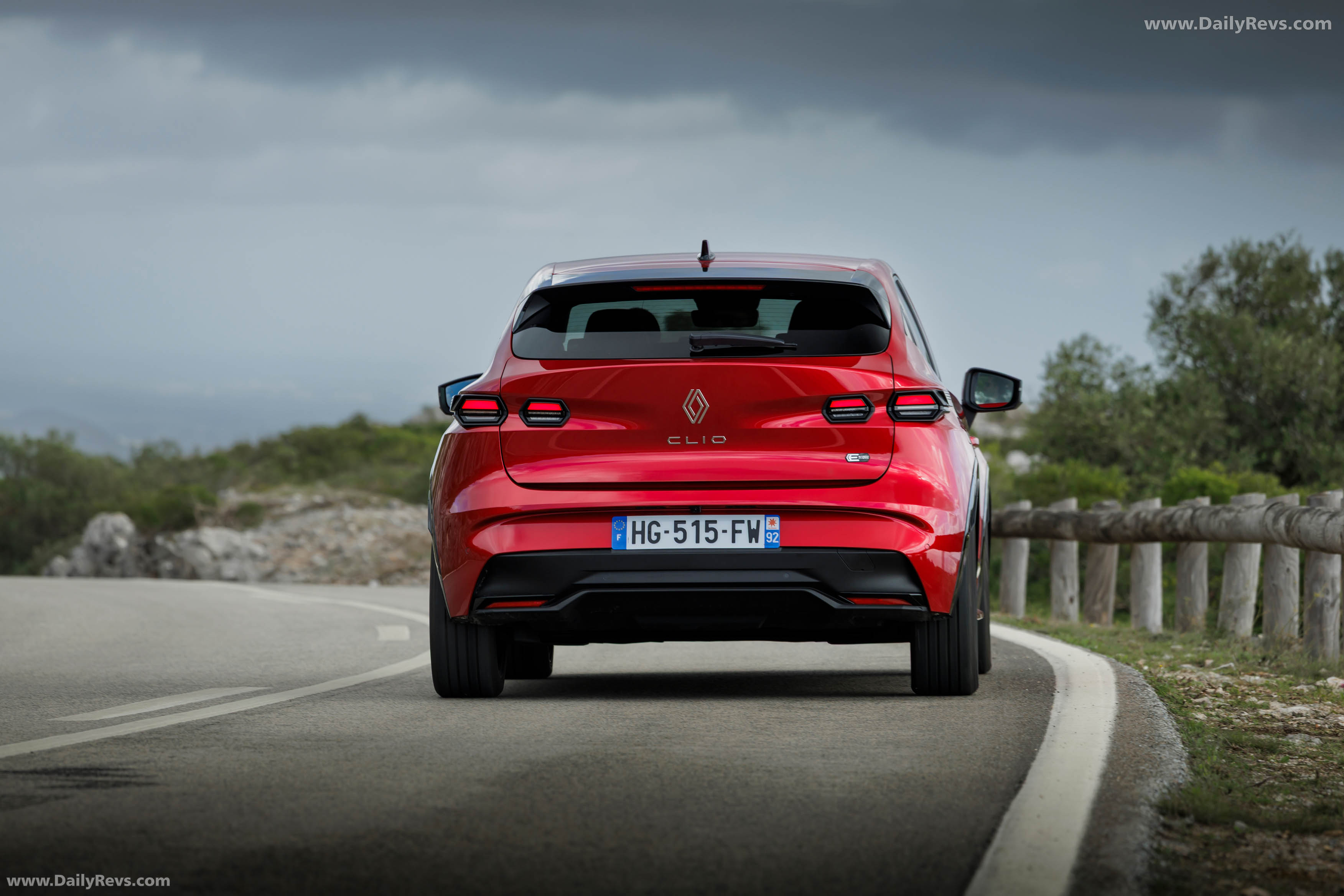 2026 Renault Clio E-Tech Techno Absolute Red Rear View