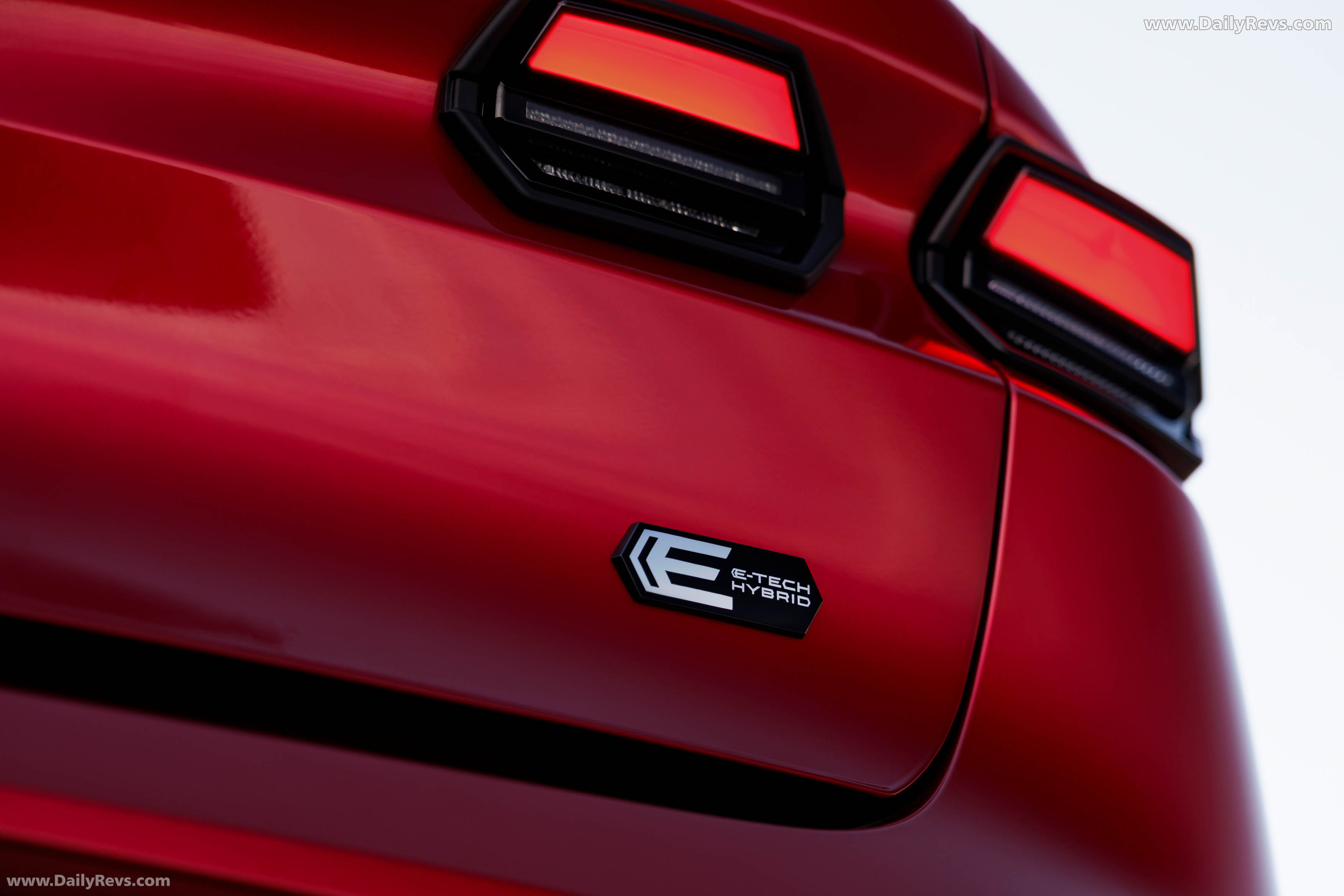 2026 Renault Clio E-Tech Techno Absolute Red Exterior