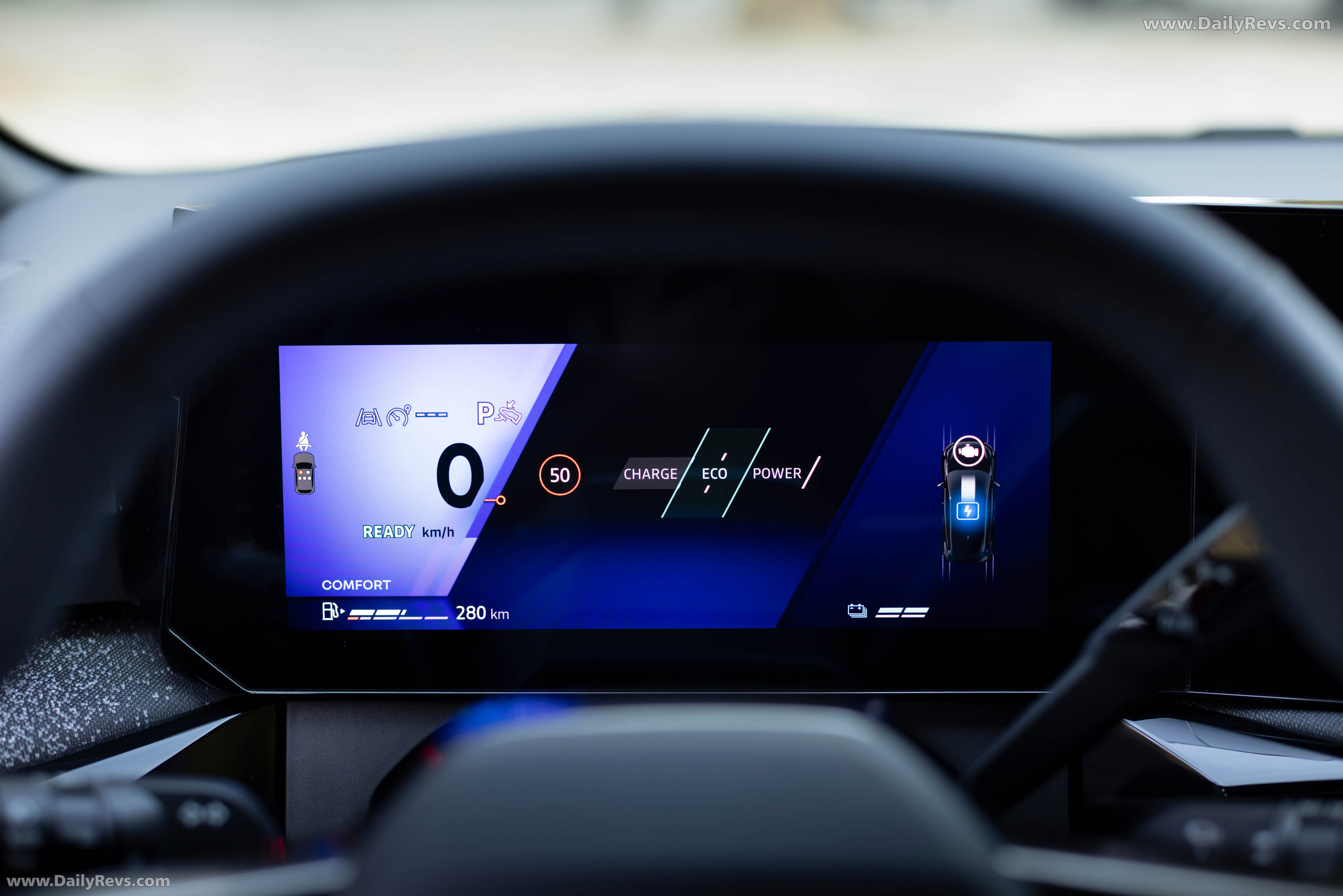 2026 Renault Clio E-Tech Techno Absolute Red Interior