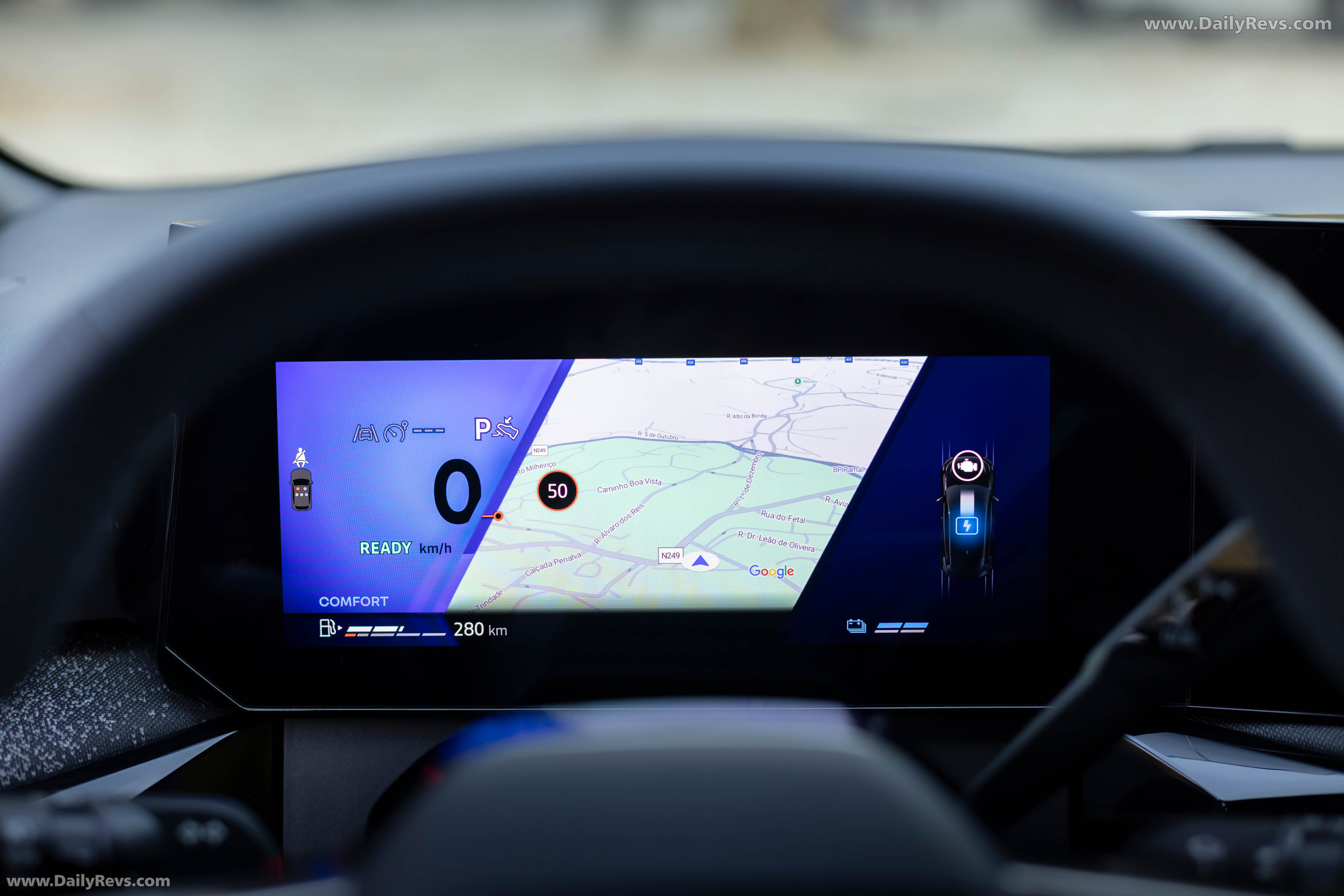 2026 Renault Clio E-Tech Techno Absolute Red Interior