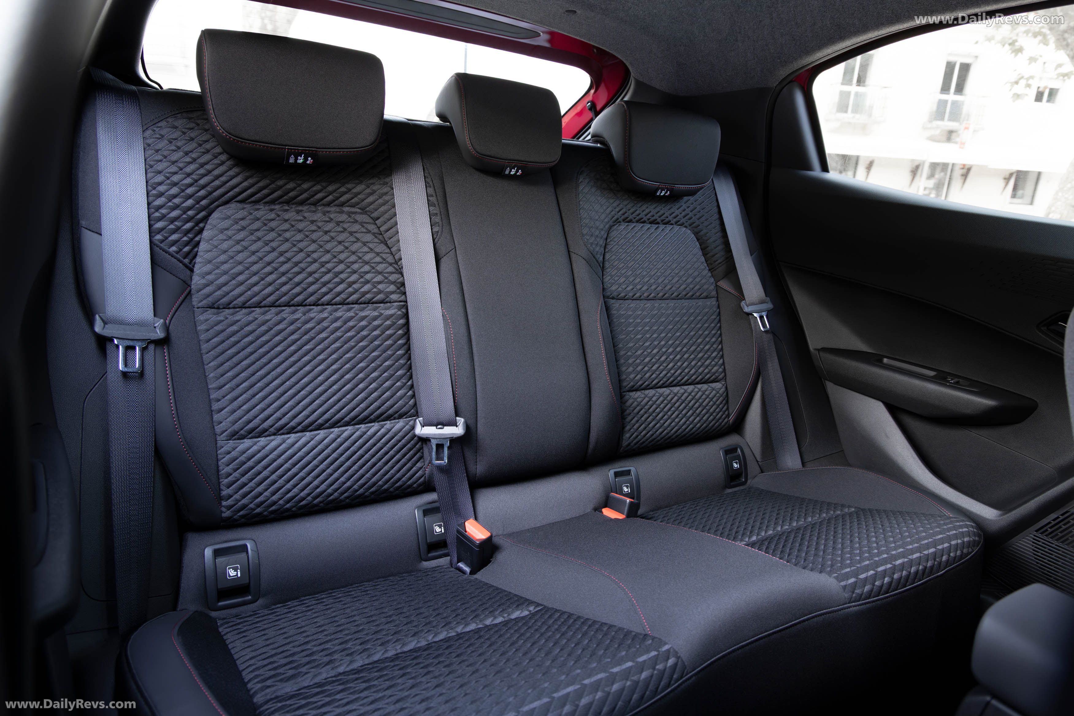 2026 Renault Clio E-Tech Techno Absolute Red Interior