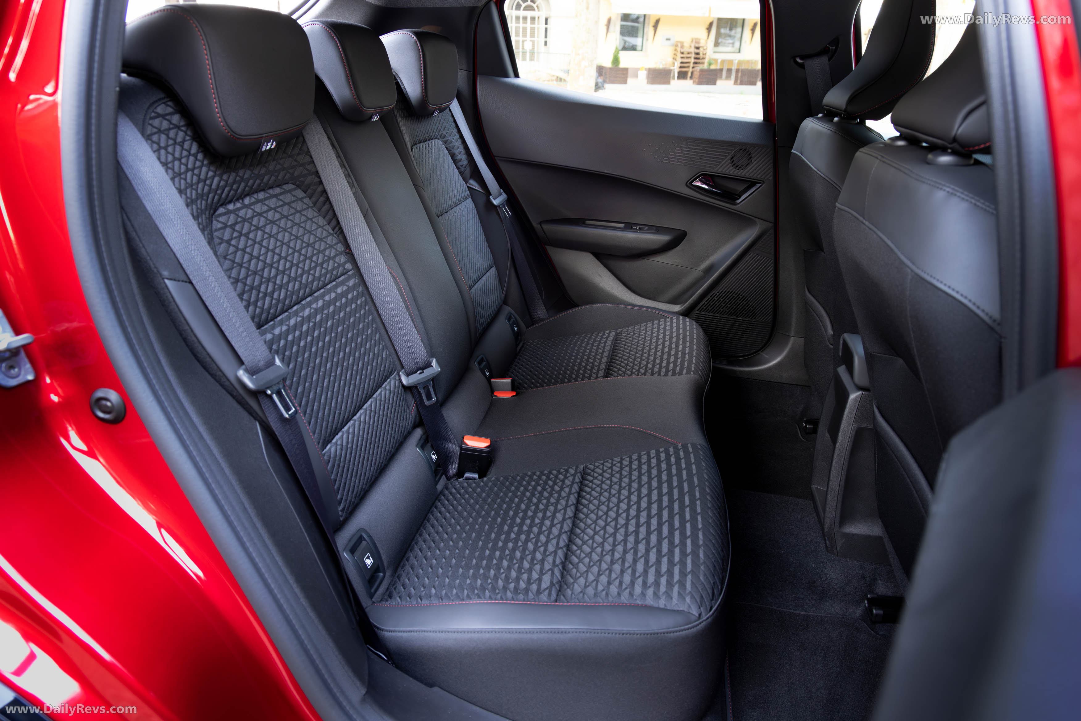2026 Renault Clio E-Tech Techno Absolute Red Interior