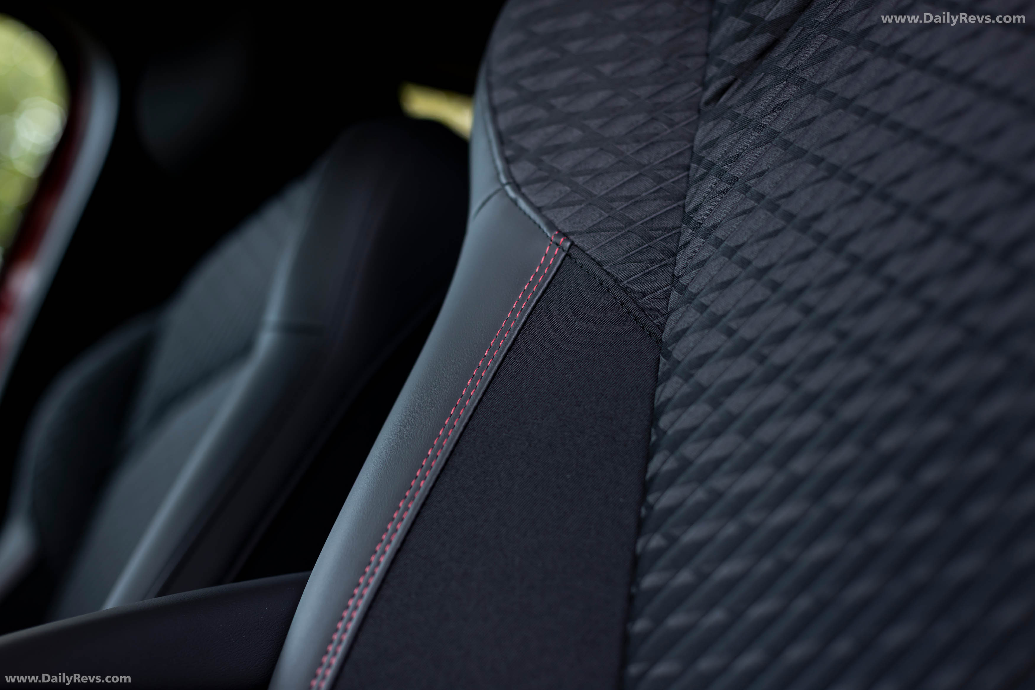 2026 Renault Clio E-Tech Techno Absolute Red Interior