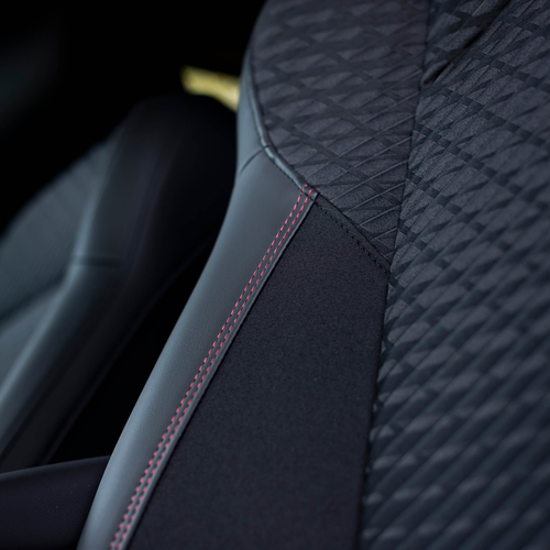 2026 Renault Clio E-Tech Techno Absolute Red Interior