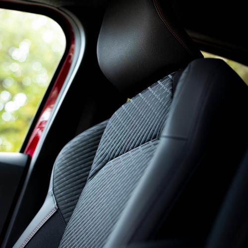 2026 Renault Clio E-Tech Techno Absolute Red Interior