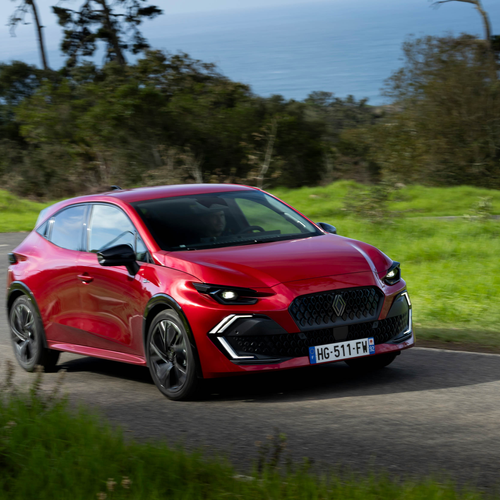 2026 Renault Clio E-Tech Esprit Alpine Absolute Red Front View