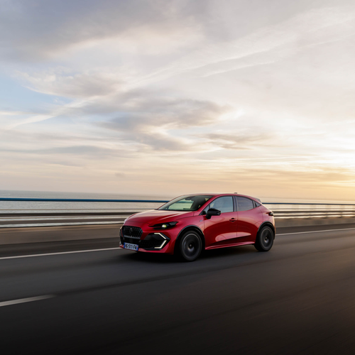 2026 Renault Clio E-Tech Esprit Alpine Absolute Red Front View