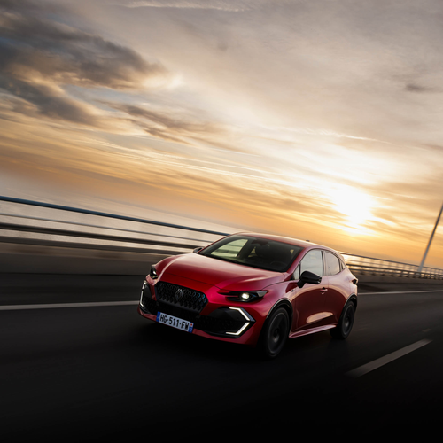 2026 Renault Clio E-Tech Esprit Alpine Absolute Red Front View