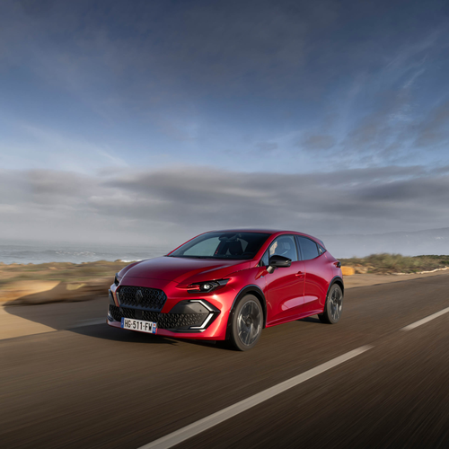 2026 Renault Clio E-Tech Esprit Alpine Absolute Red Front View