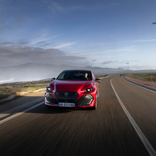 2026 Renault Clio E-Tech Esprit Alpine Absolute Red Front View