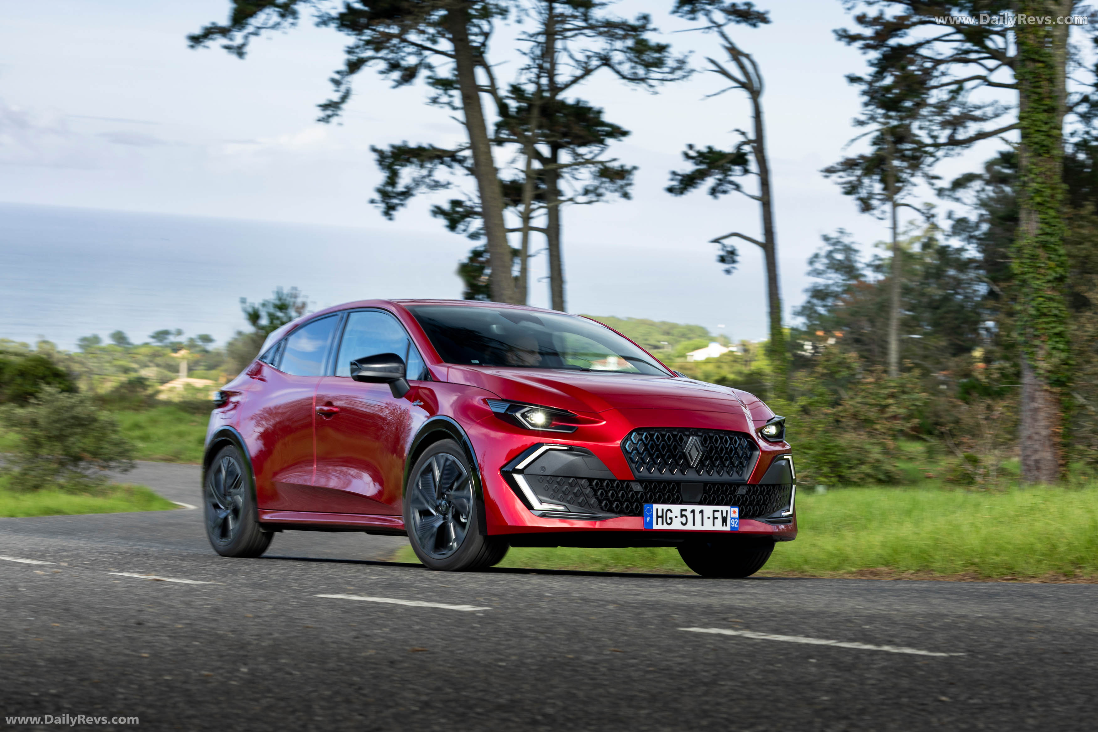 2026 Renault Clio E-Tech Esprit Alpine Absolute Red Front View