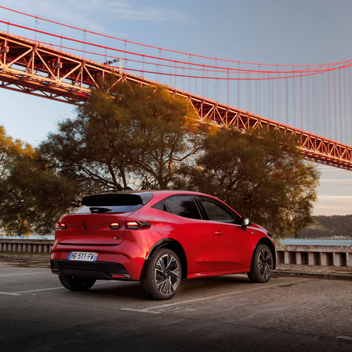 2026 Renault Clio E-Tech Esprit Alpine Absolute Red Rear View