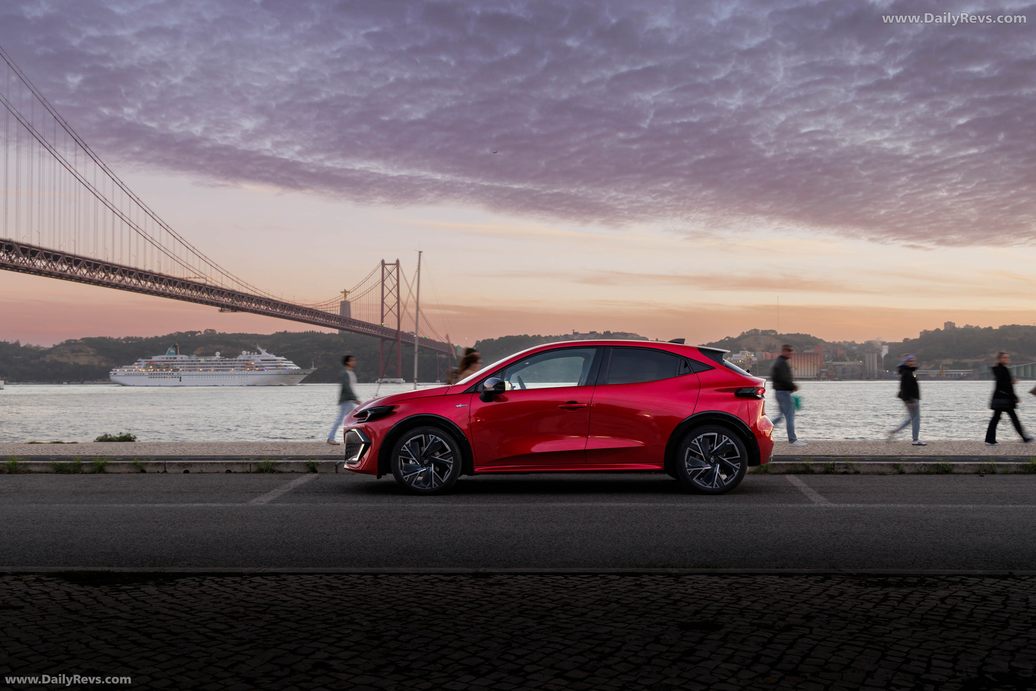 2026 Renault Clio E-Tech Esprit Alpine Absolute Red Side View