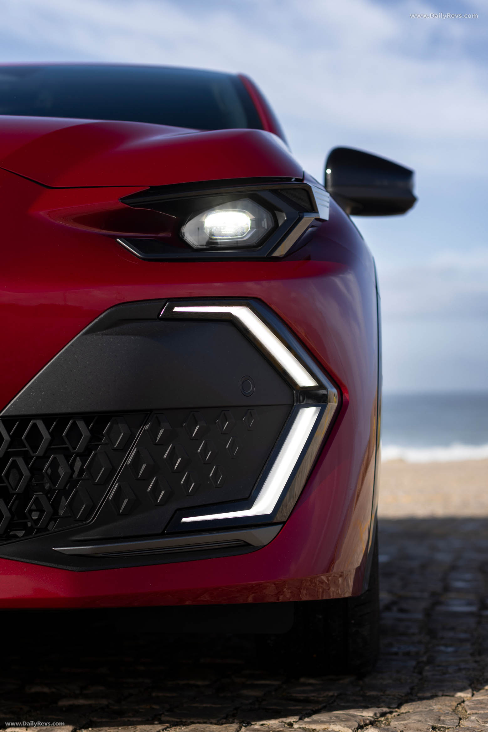2026 Renault Clio E-Tech Esprit Alpine Absolute Red Exterior
