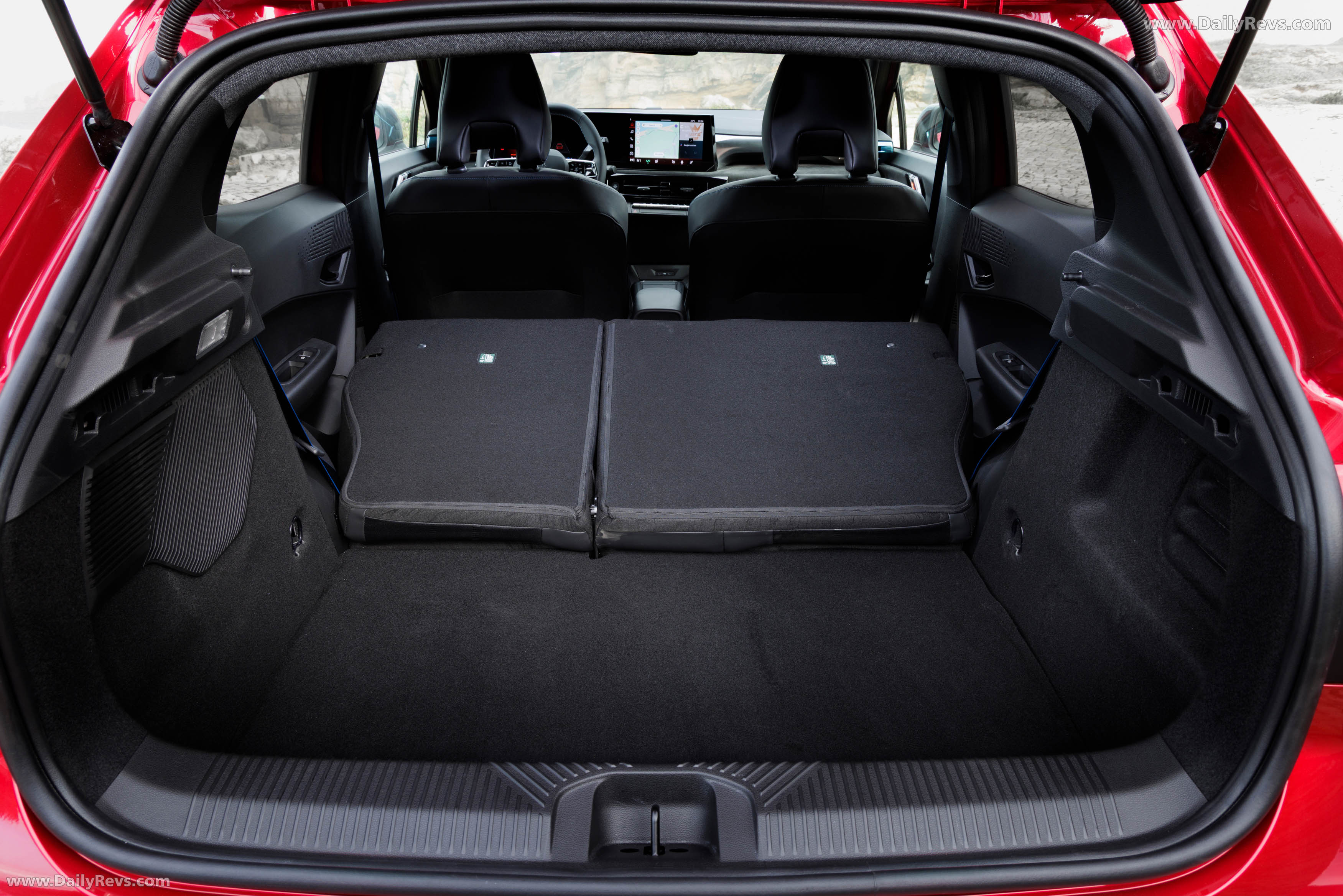 2026 Renault Clio E-Tech Esprit Alpine Absolute Red Interior
