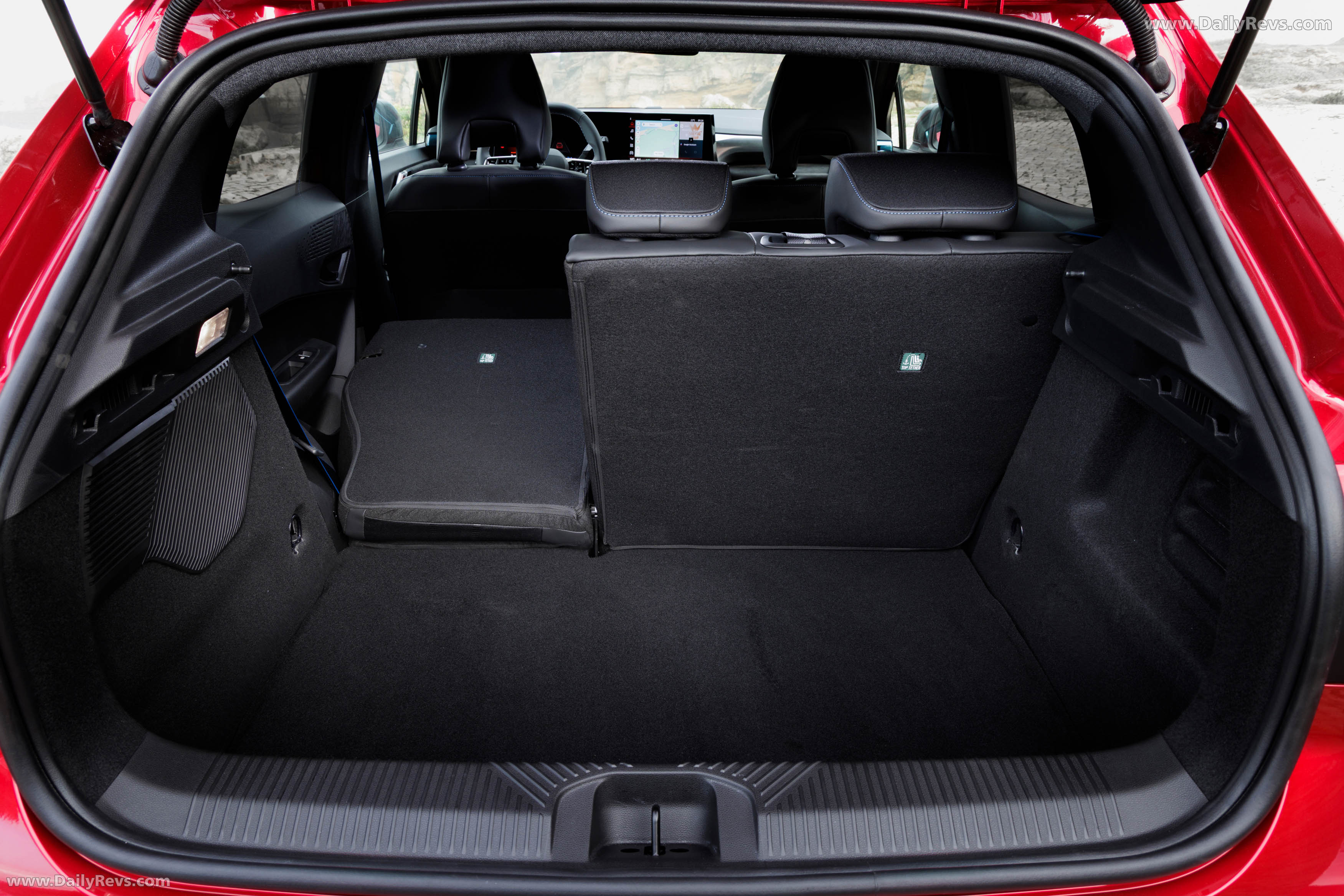 2026 Renault Clio E-Tech Esprit Alpine Absolute Red Interior