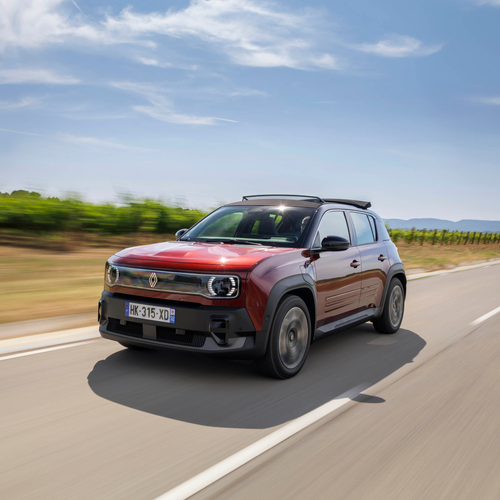 2026 Renault 4 E-Tech Plein Sud Techno Front View