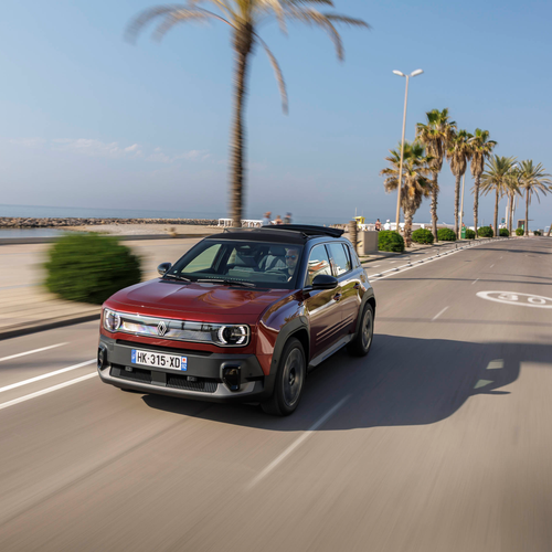 2026 Renault 4 E-Tech Plein Sud Techno Front View