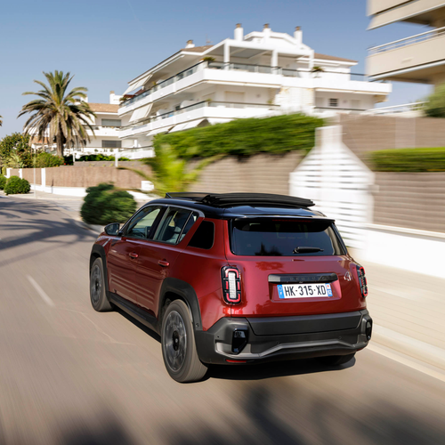 2026 Renault 4 E-Tech Plein Sud Techno Rear View