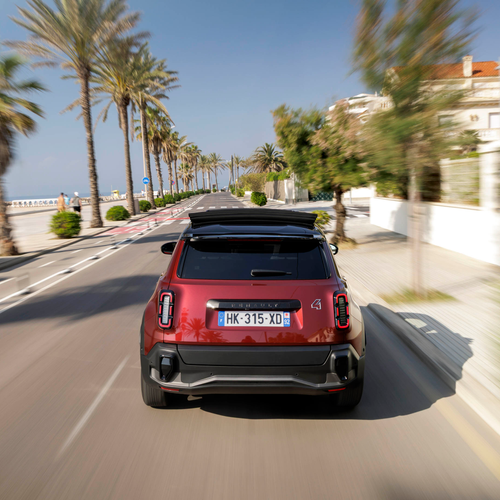 2026 Renault 4 E-Tech Plein Sud Techno Rear View