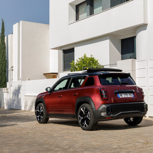 2026 Renault 4 E-Tech Plein Sud Techno Rear View