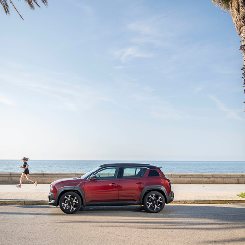 2026 Renault 4 E-Tech Plein Sud Techno Side View
