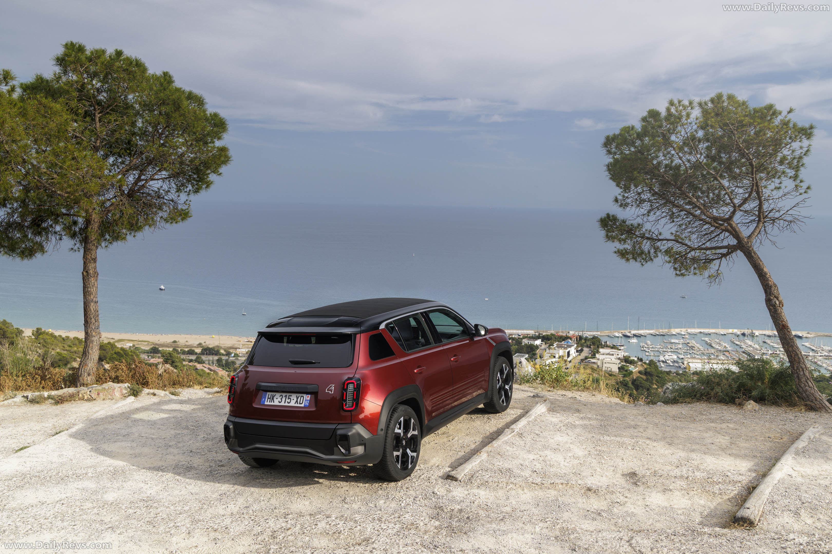 2026 Renault 4 E-Tech Plein Sud Techno Top View