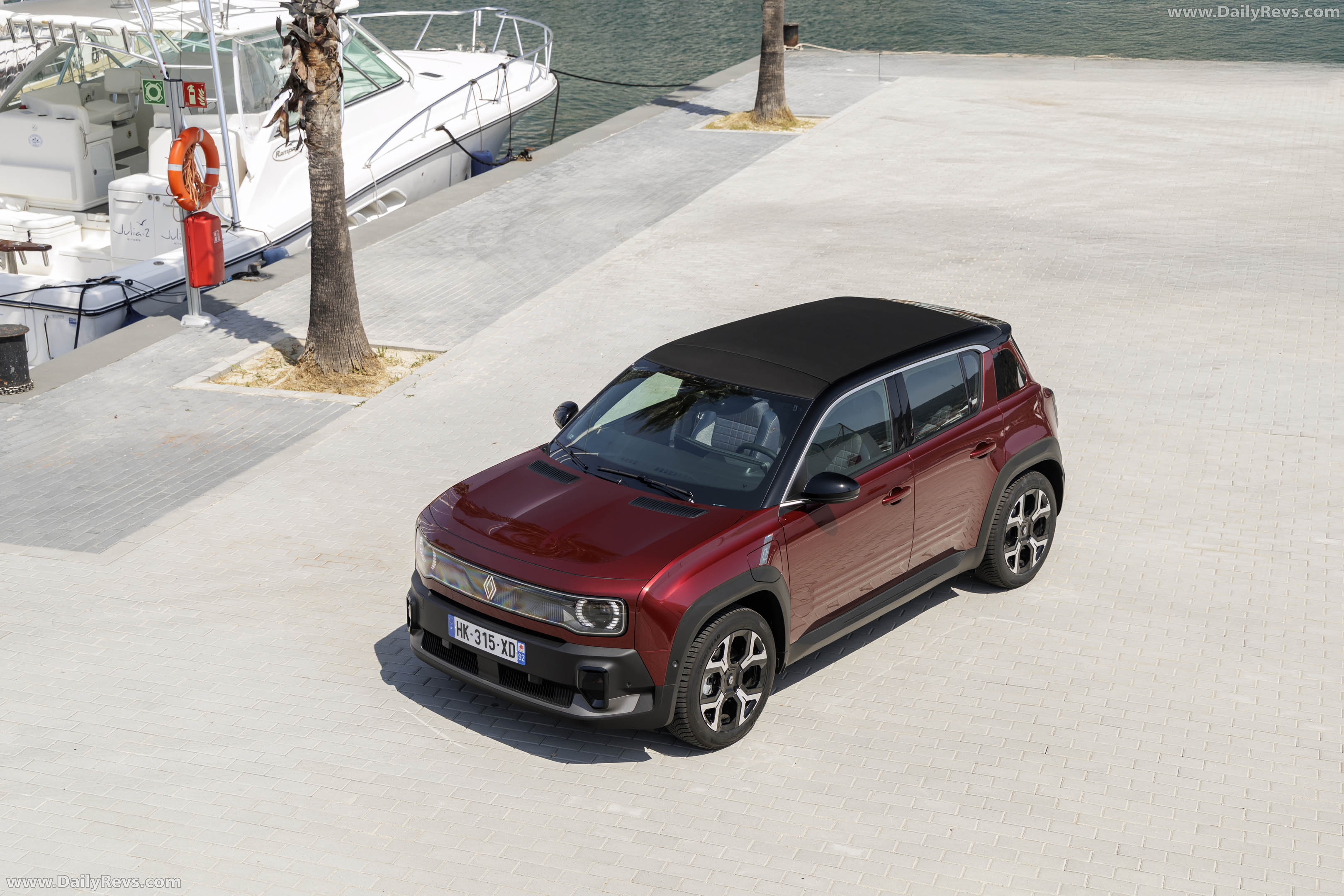 2026 Renault 4 E-Tech Plein Sud Techno Top View