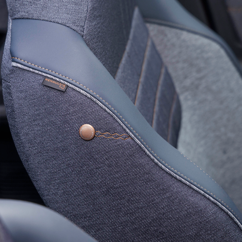 2026 Renault 4 E-Tech Plein Sud Techno Interior