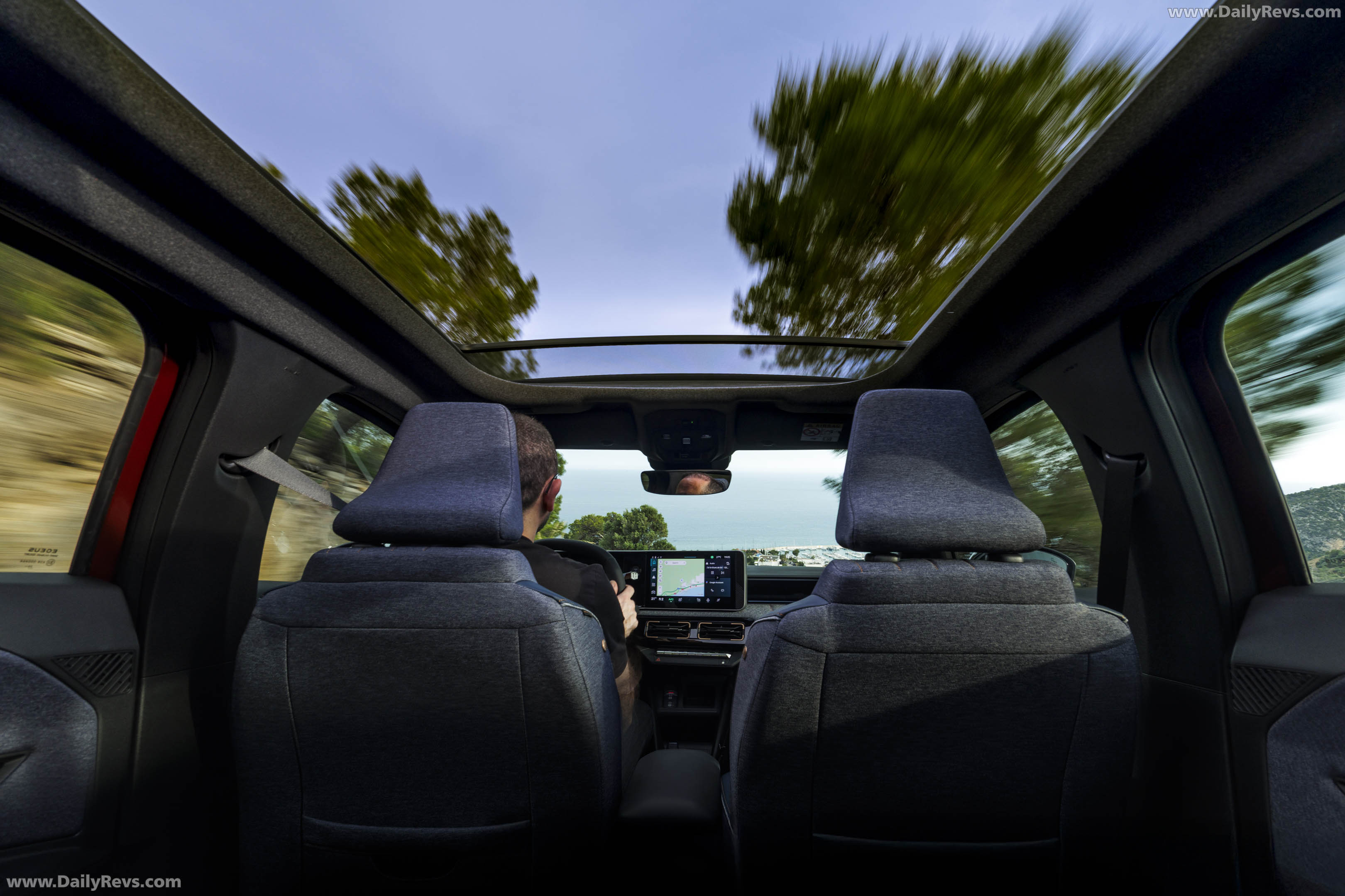2026 Renault 4 E-Tech Plein Sud Techno Interior